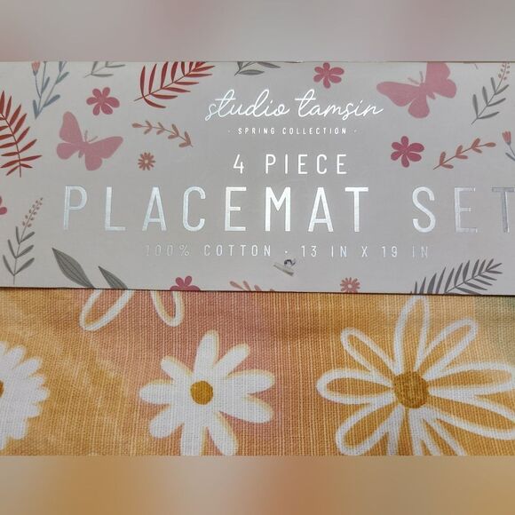 NWT NORDSTROM Placemat Set - Picture 3 of 4